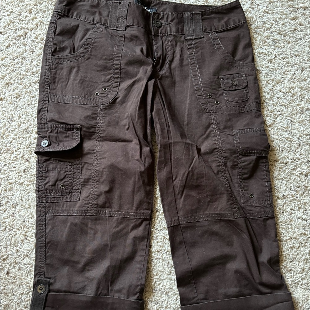 Women’s Brown Capris 4p